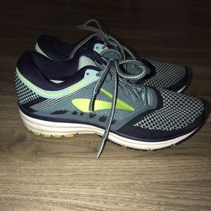 Brooks Revel Tennis Shoes